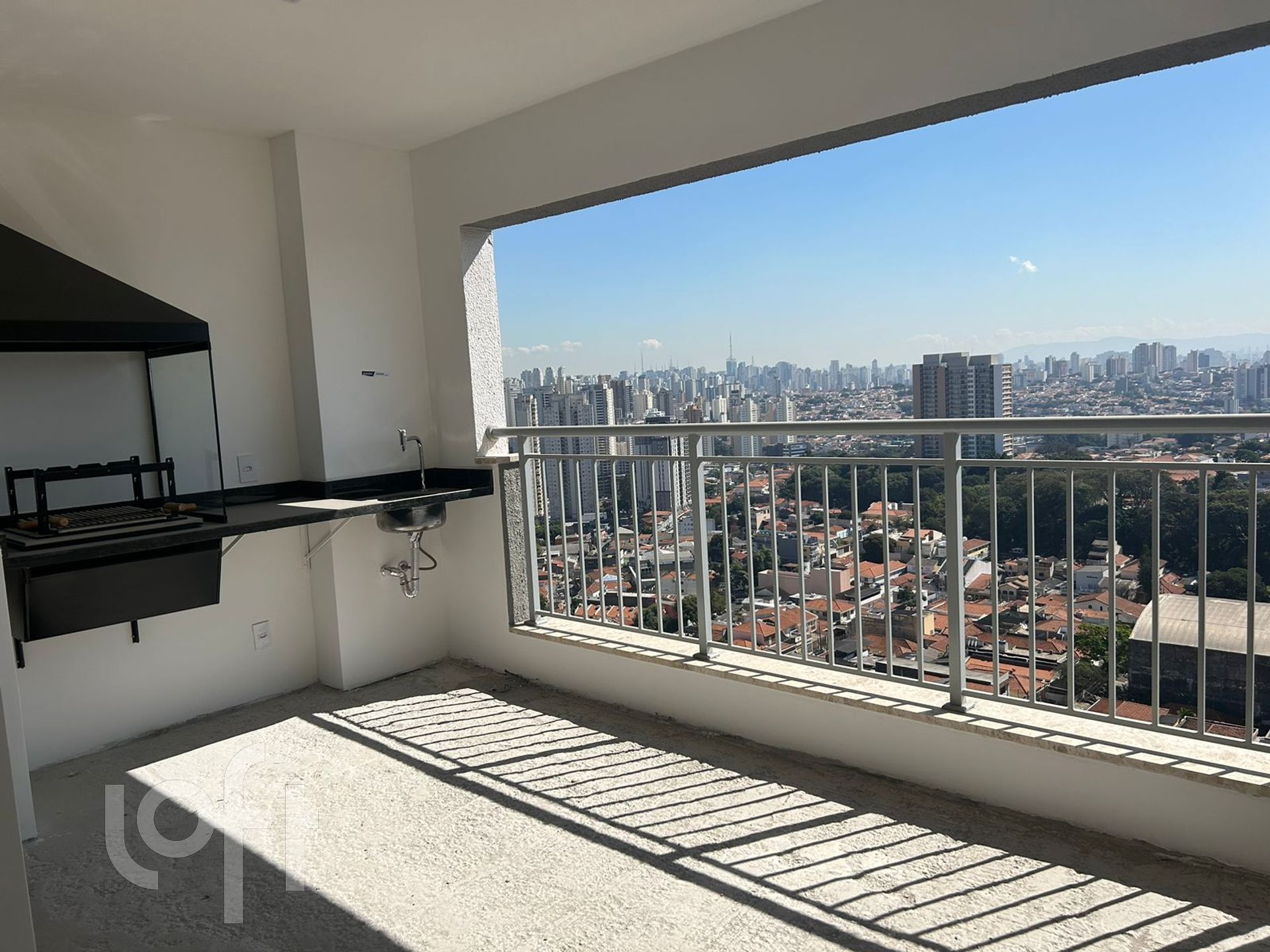 Apartamento à venda com 2 quartos, 72m² - Foto 1