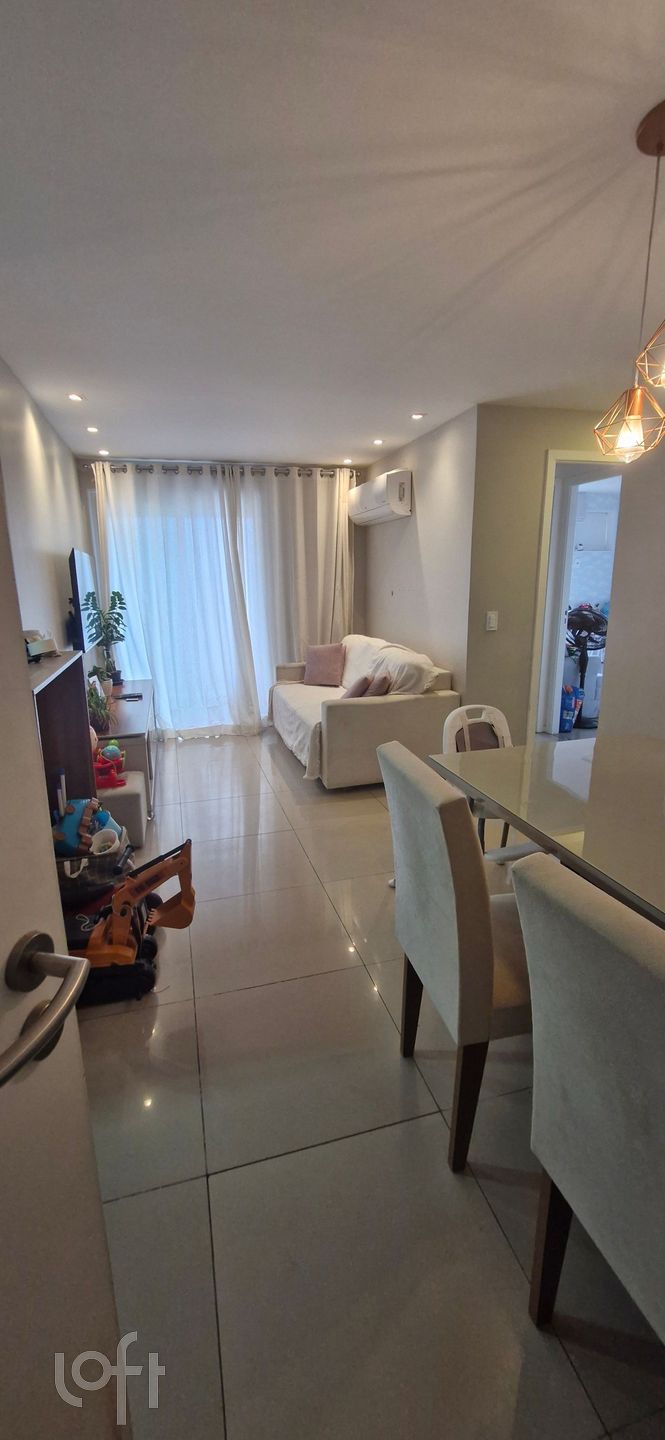 Apartamento à venda em Jacarepaguá com 67 m², 2 quartos, 1 vaga