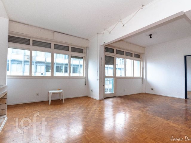 Apartamento com 198m², 3 dormitórios, 1 suíte, 1 vaga, Independência em Porto Alegre