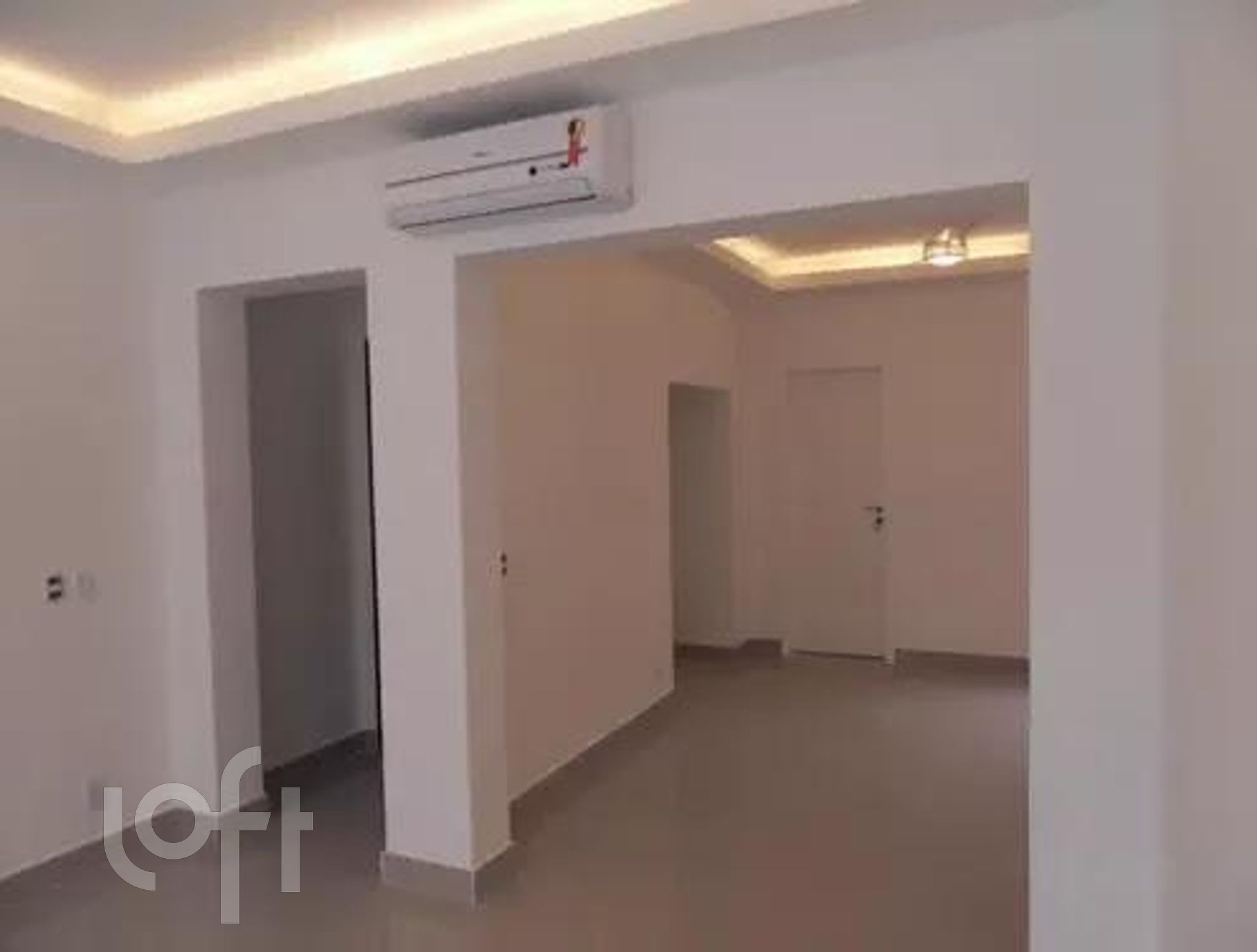 Apartamento à venda com 3 quartos, 130m² - Foto 9