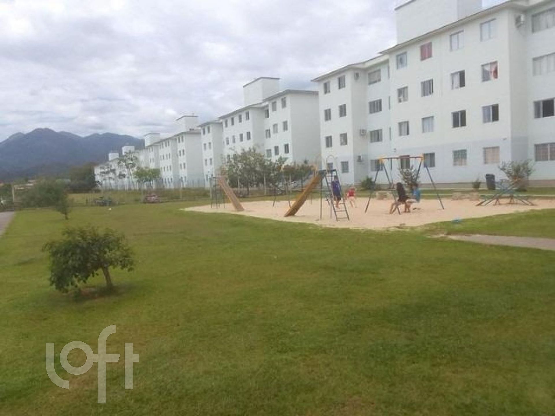 Apartamento à venda em Guarda do Cubatao com 45 m², 2 quartos, 1 vaga