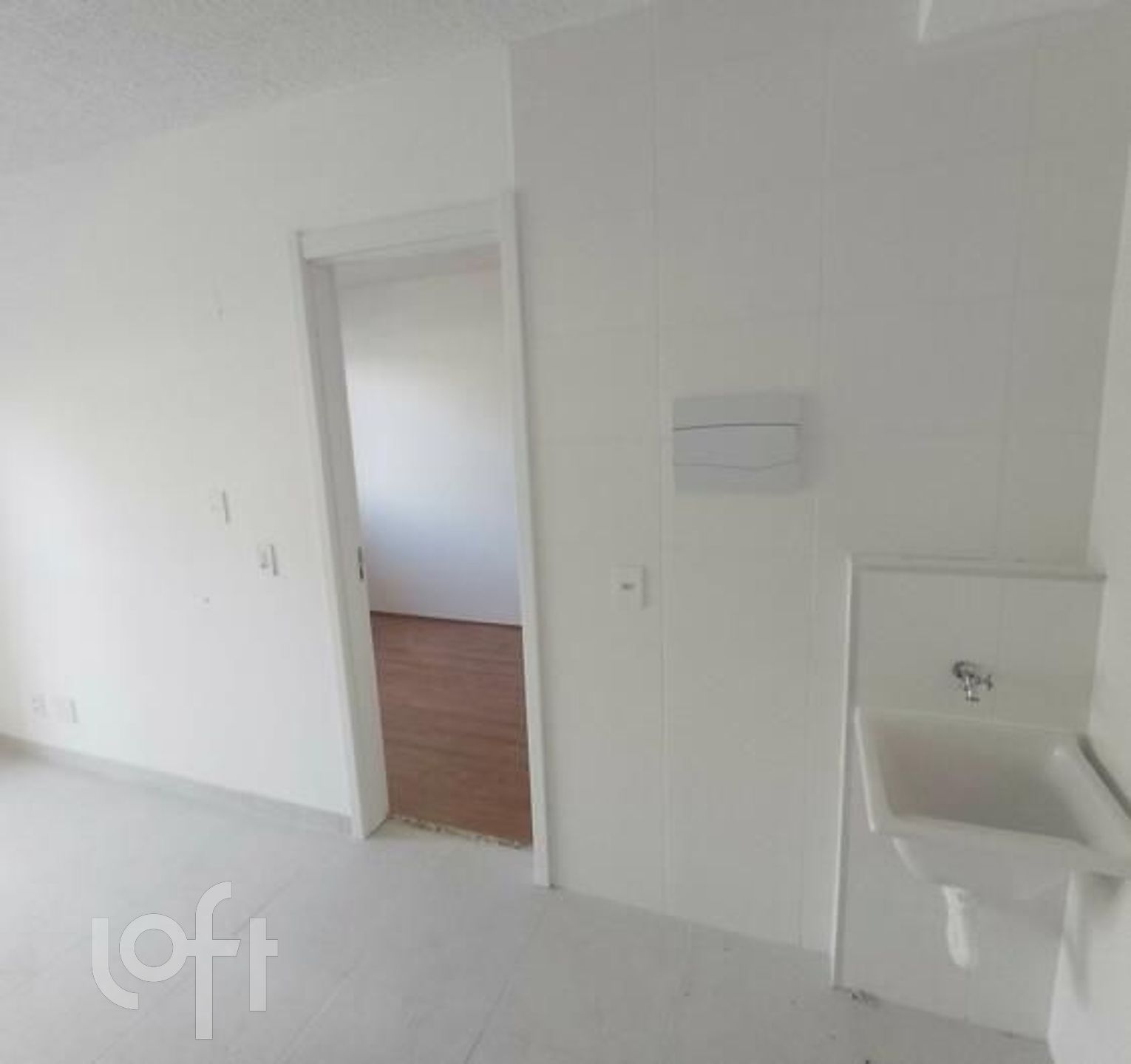 Apartamento à venda com 1 quarto, 28m² - Foto 2