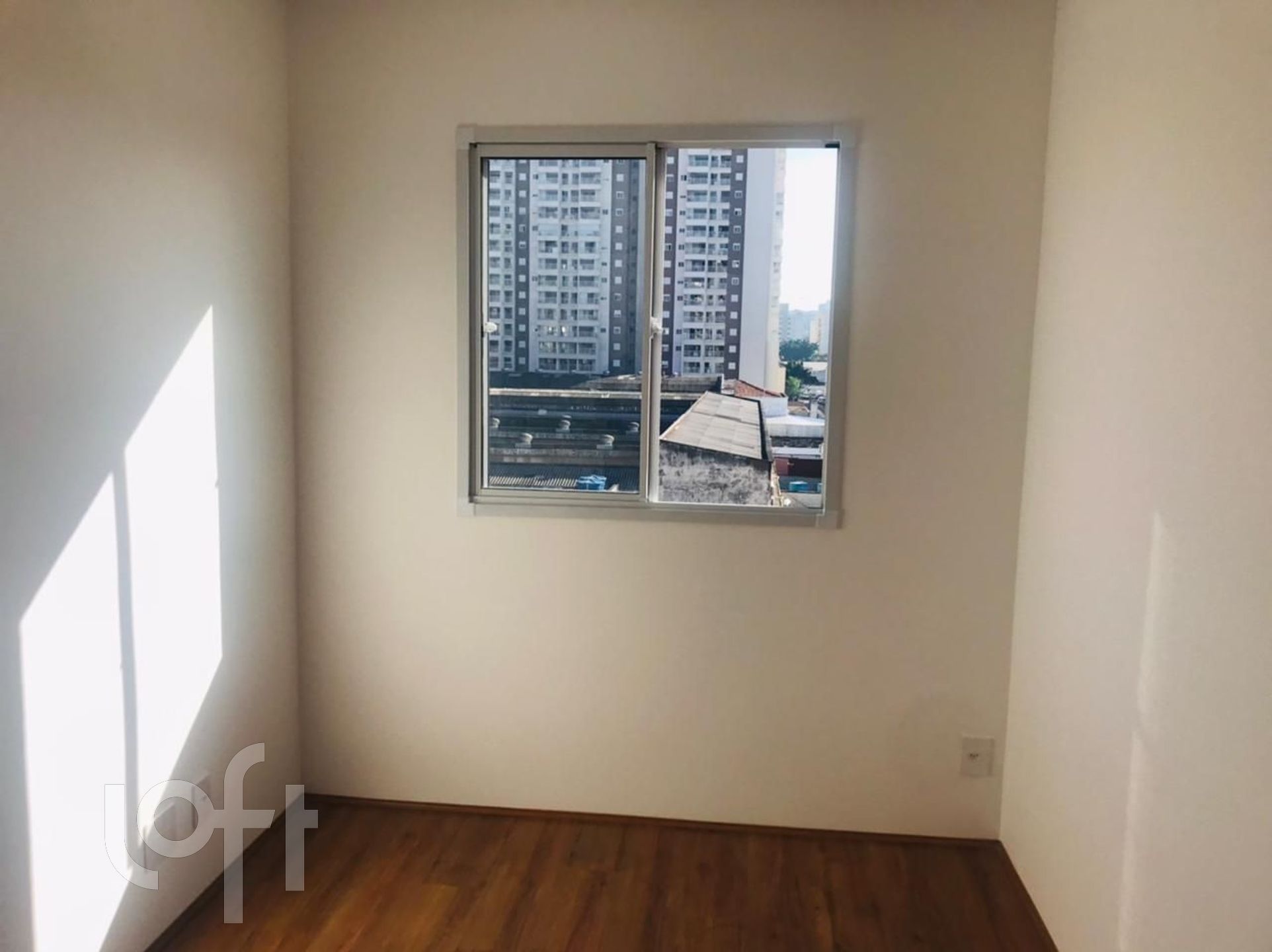 Apartamento à venda com 1 quarto, 28m² - Foto 5