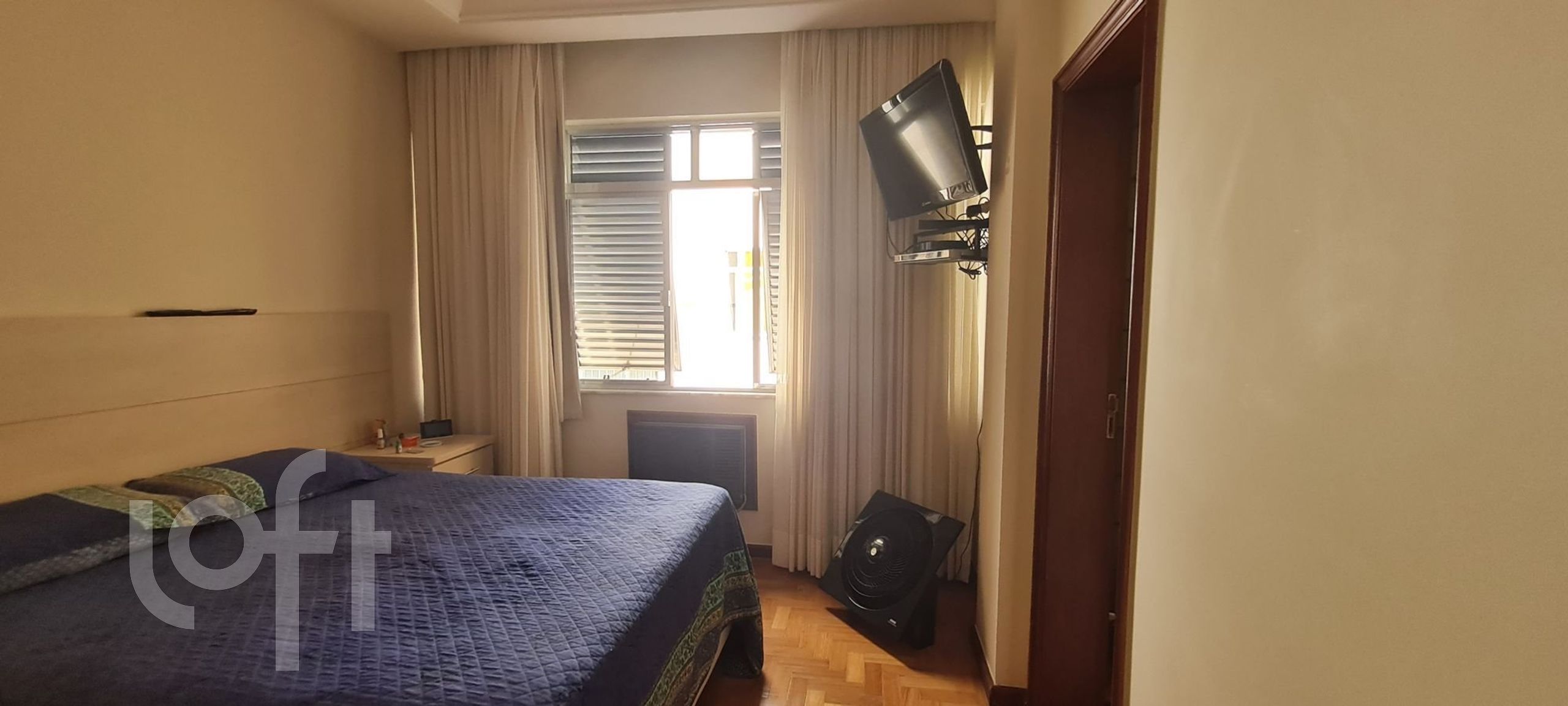 Apartamento à venda com 4 quartos, 240m² - Foto 10