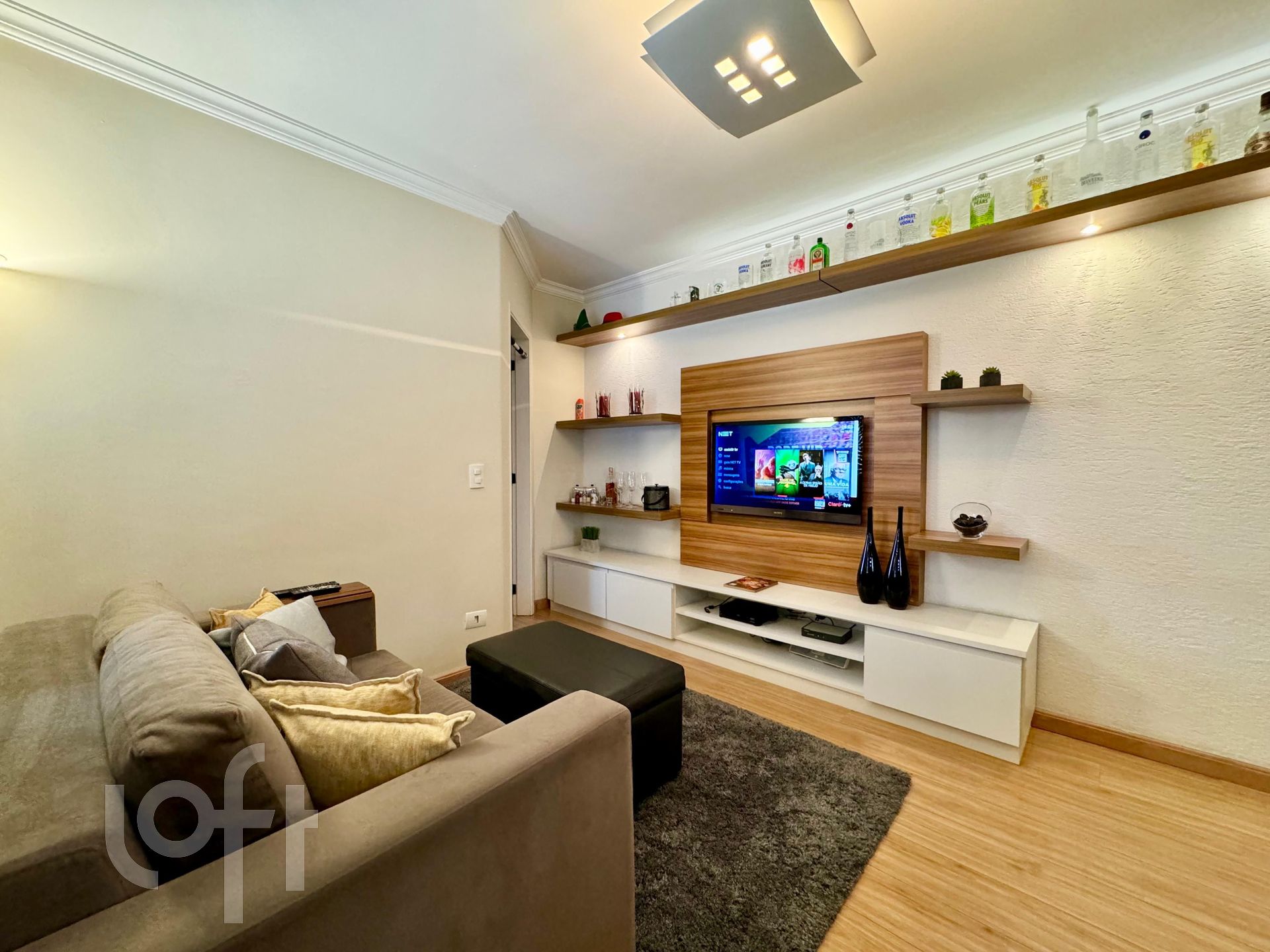 Apartamento à venda com 1 quarto, 42m² - Foto 1