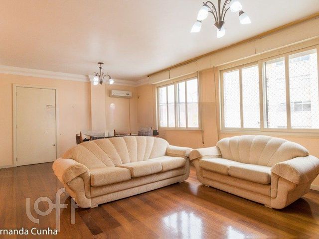 Apartamento com 133m², 3 dormitórios, 1 suíte, 1 vaga, Independência em Porto Alegre