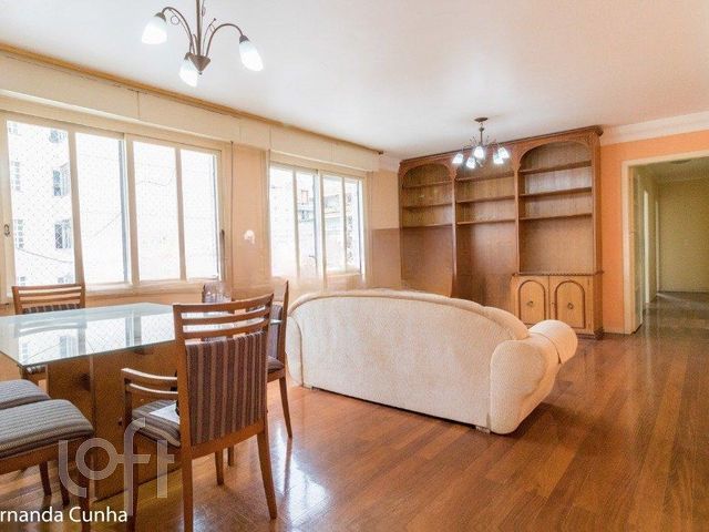 Apartamento com 133m², 3 dormitórios, 1 suíte, 1 vaga, Independência em Porto Alegre