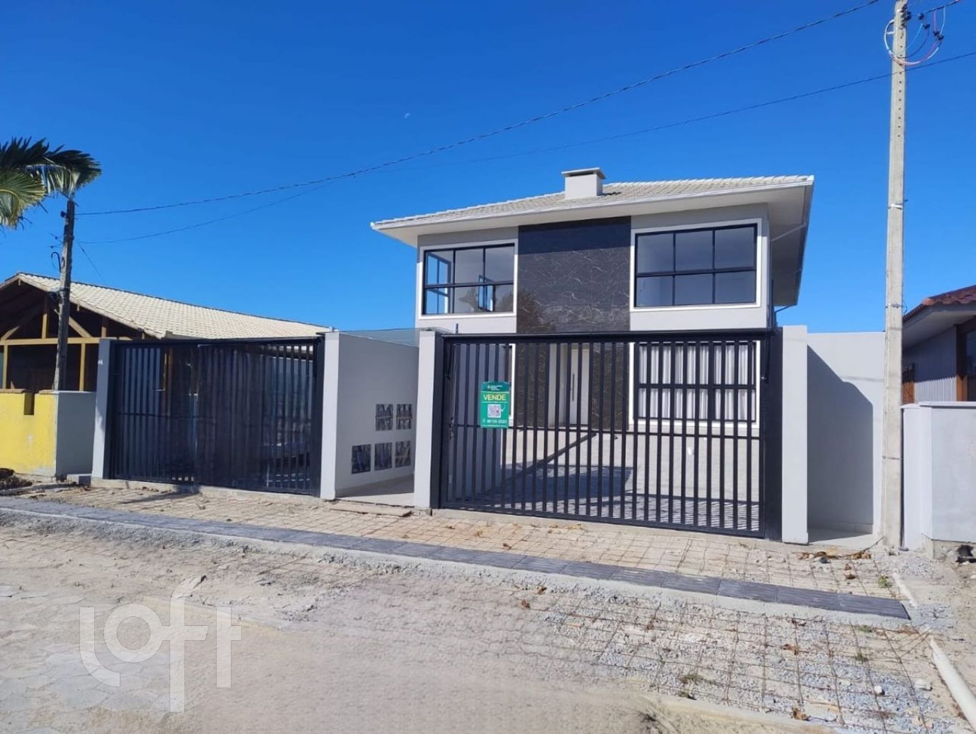 Apartamento à venda em Pinheira com 68 m², 3 quartos, 1 suíte, 1 vaga