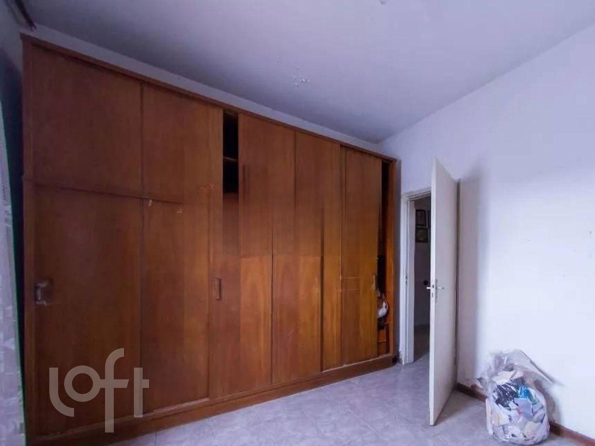 Casa à venda com 2 quartos, 158m² - Foto 3