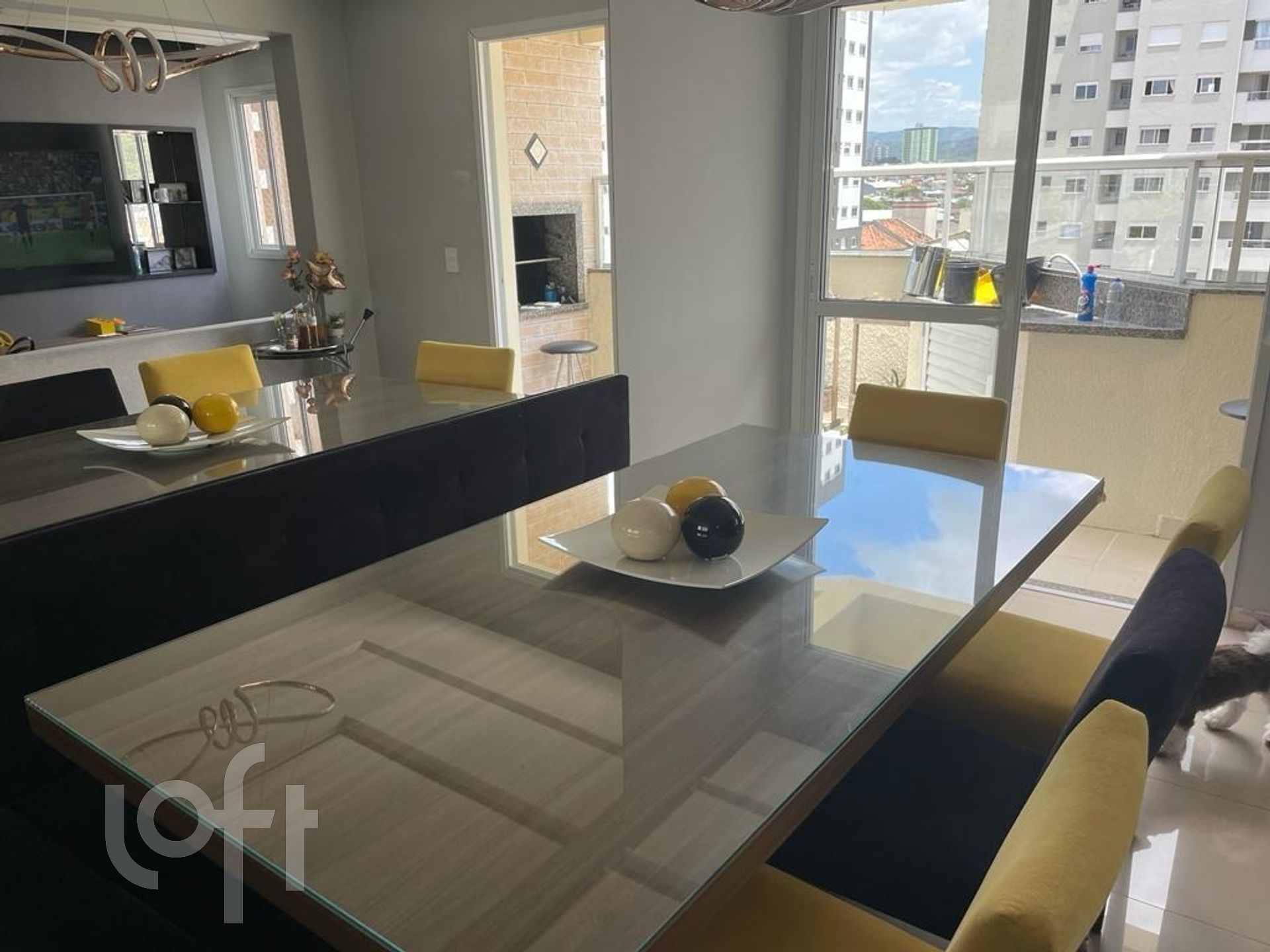 Apartamento à venda em Bela Vista com 136 m², 3 quartos, 2 suítes, 2 vagas