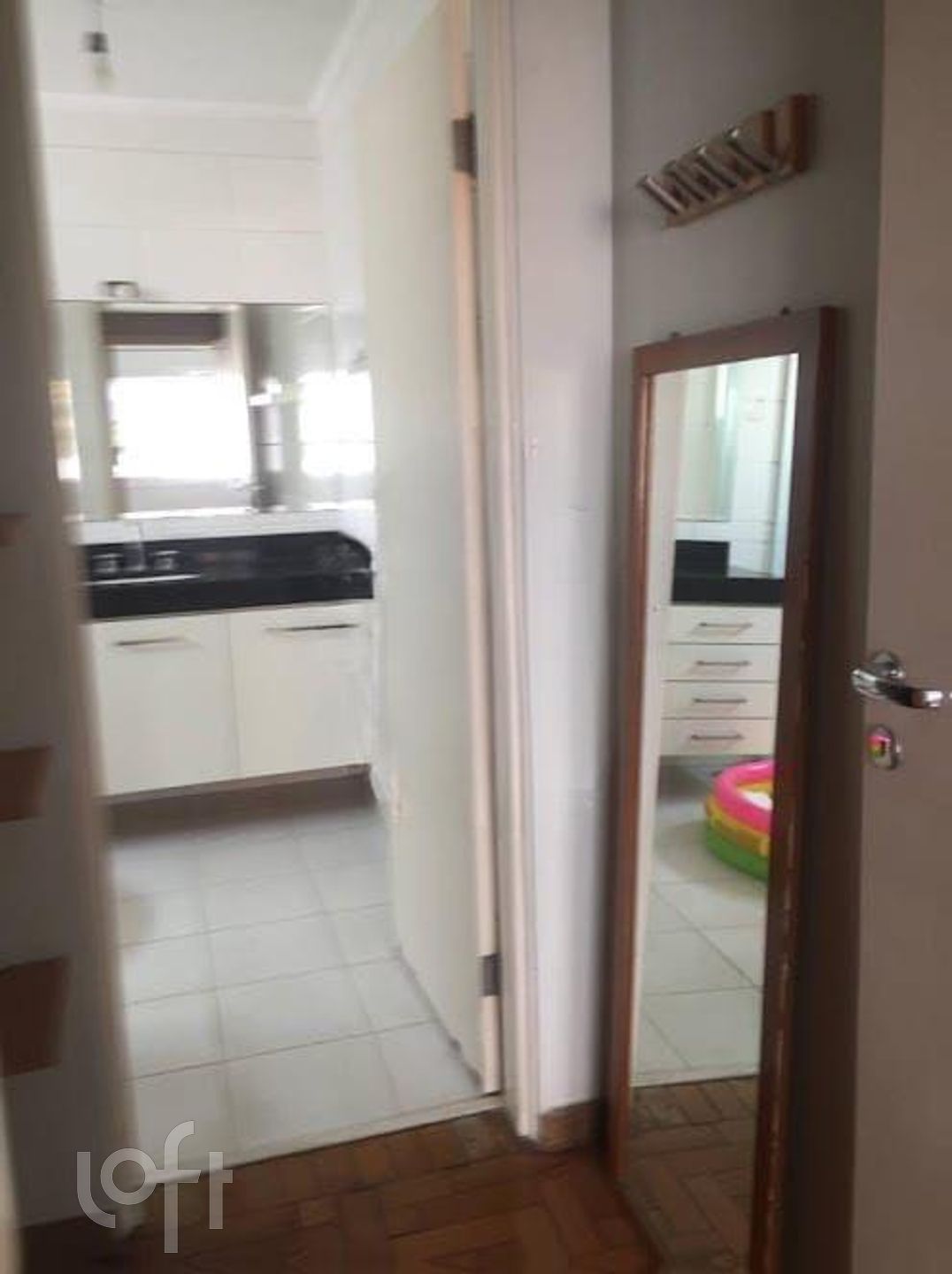 Apartamento à venda com 3 quartos, 151m² - Foto 4