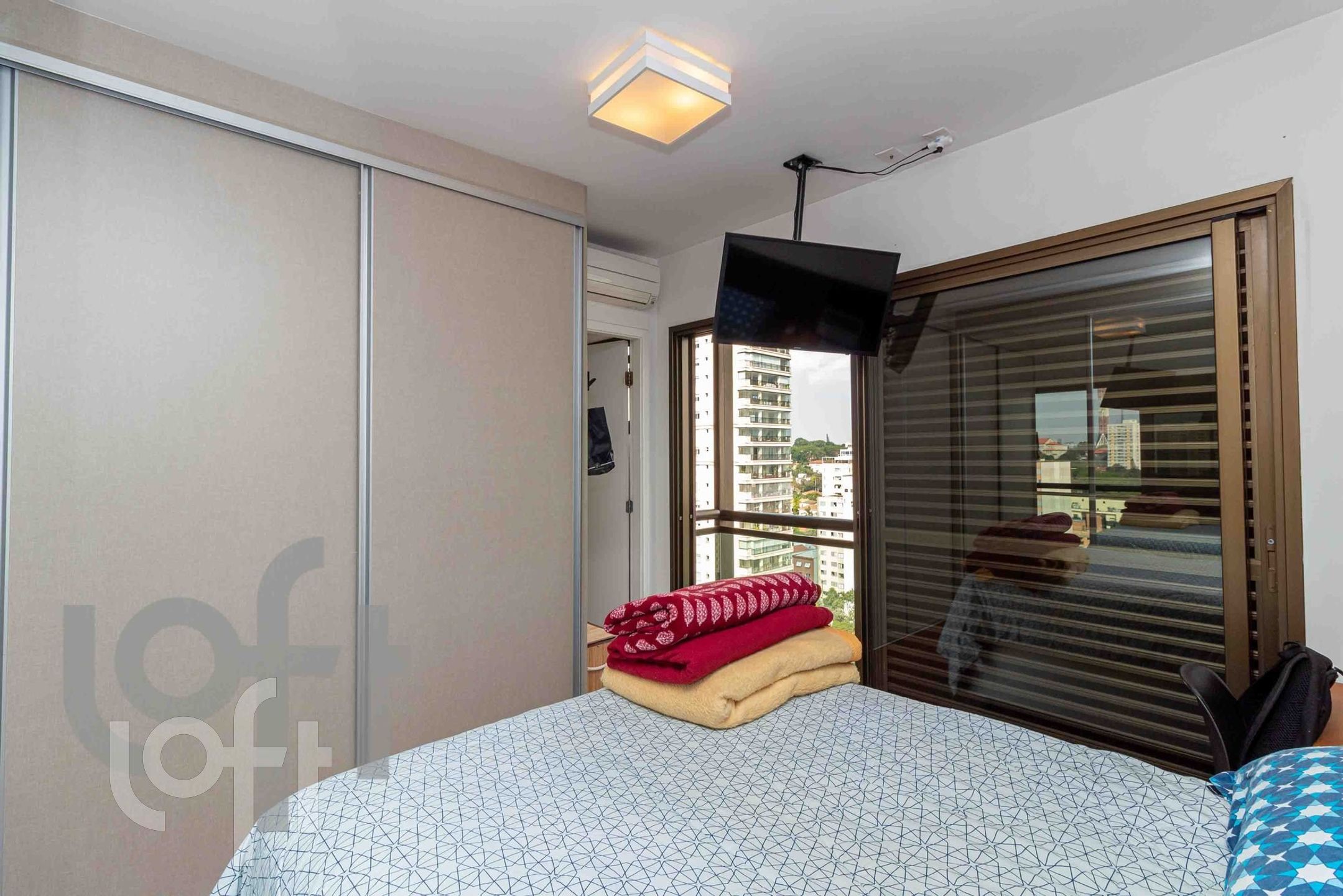 Apartamento à venda com 1 quarto, 57m² - Foto 8