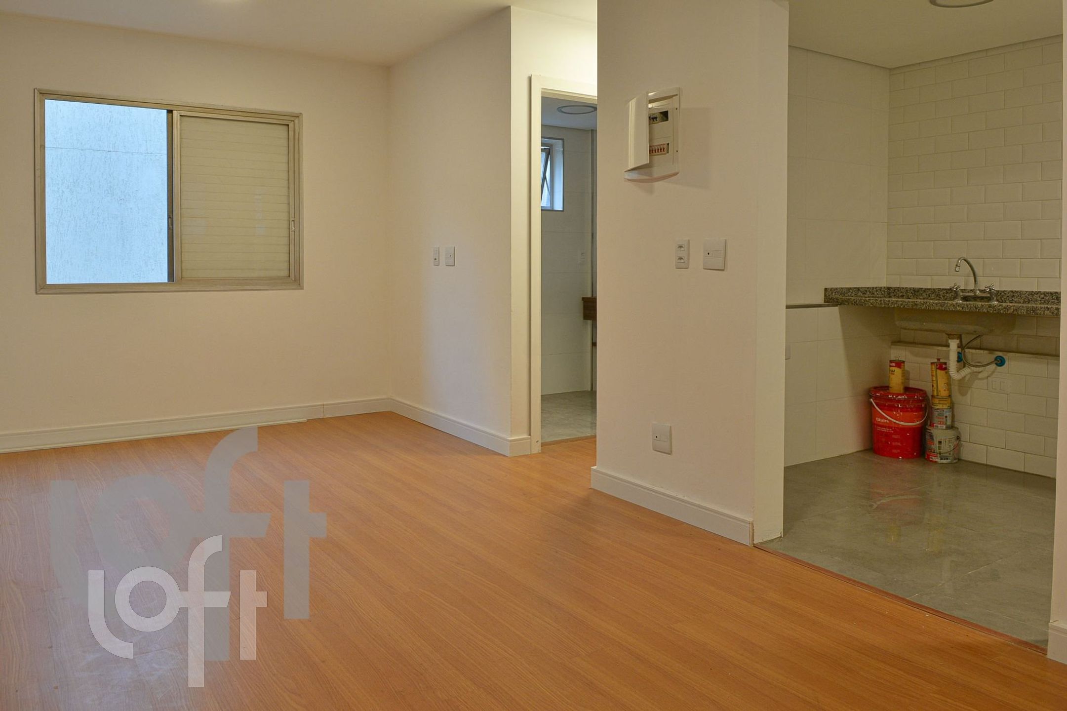 Apartamento à venda com 1 quarto, 35m² - Foto 4