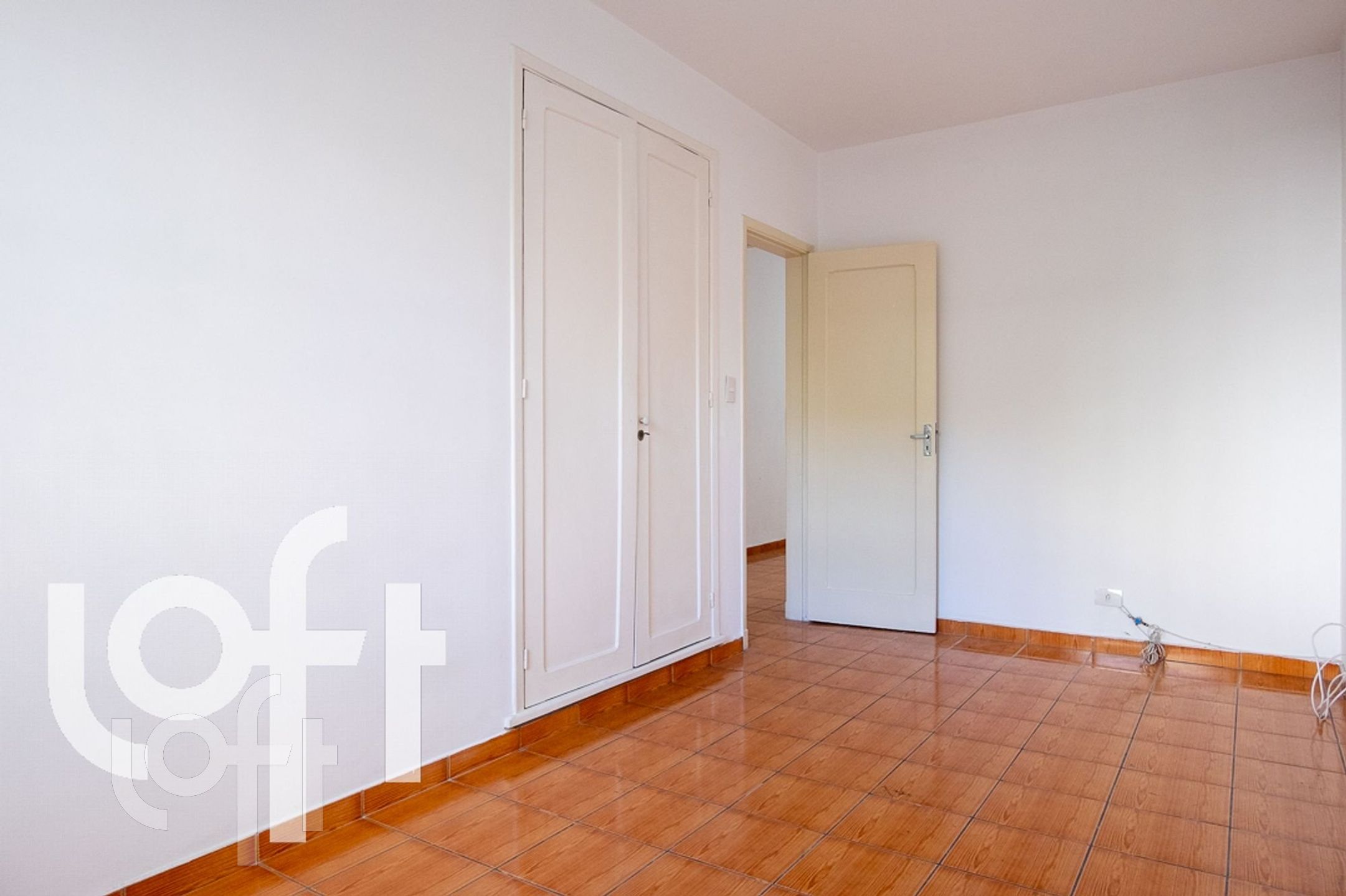 Apartamento à venda com 2 quartos, 72m² - Foto 8