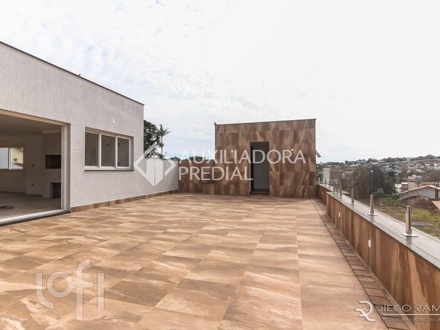 Apartamento com 390m², 3 dormitórios, 3 suítes, 4 vagas, Três Figueiras em Porto Alegre