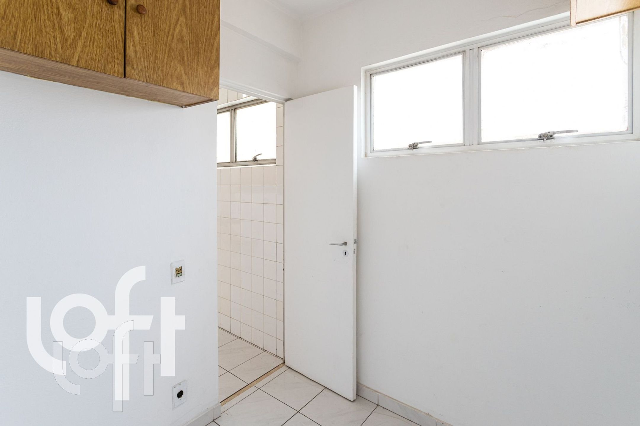 Apartamento à venda com 2 quartos, 69m² - Foto 2