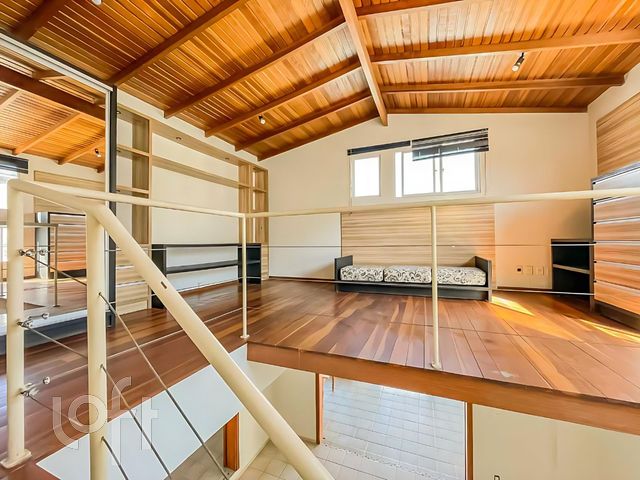 Apartamento com 196m², 3 dormitórios, 2 vagas, Moinhos de Vento em Porto Alegre