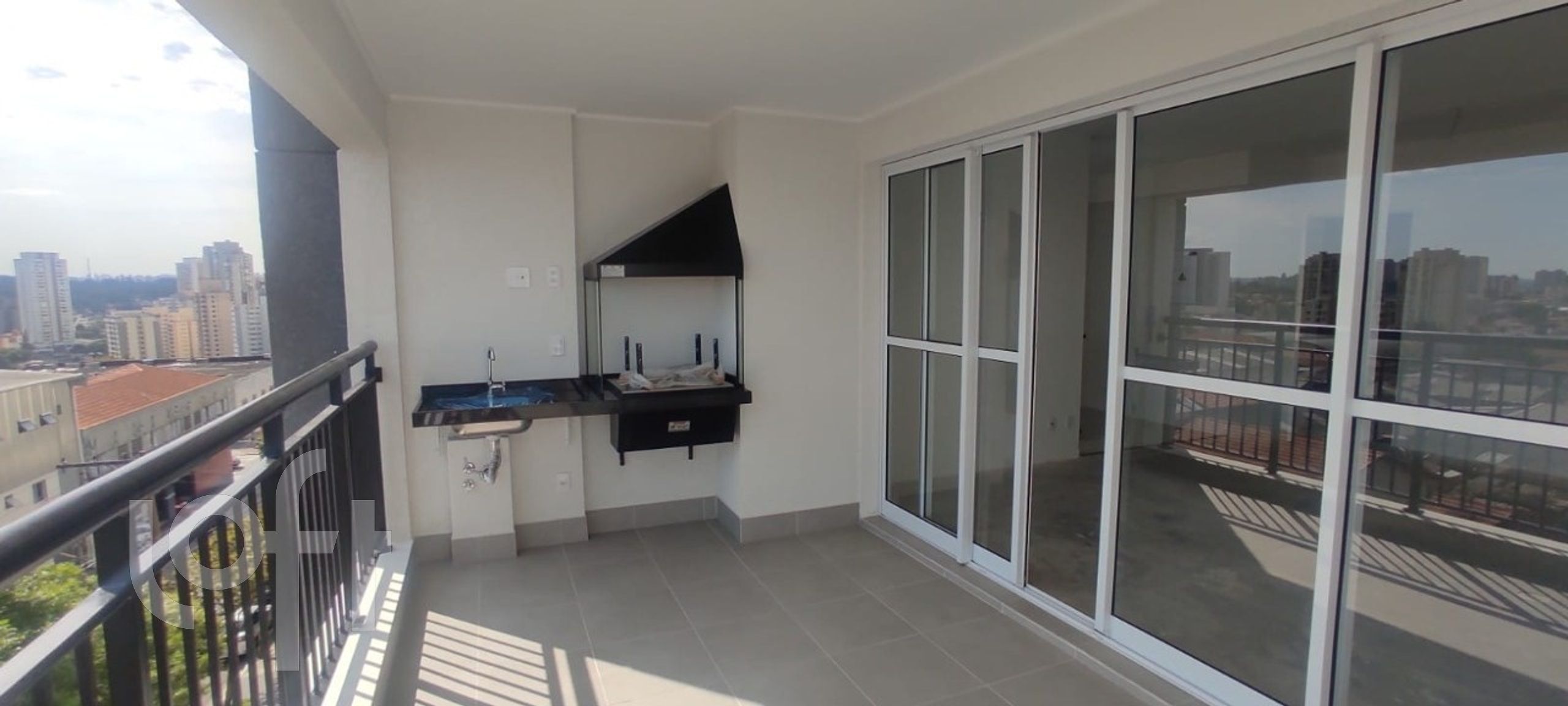 Apartamento à venda com 2 quartos, 81m² - Foto 1