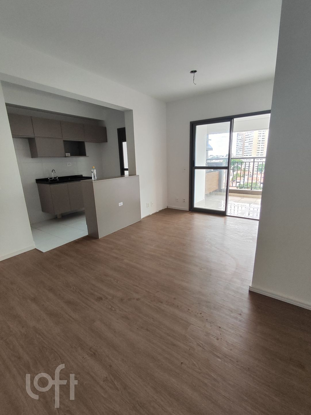 Apartamento à venda com 2 quartos, 72m² - Foto 4