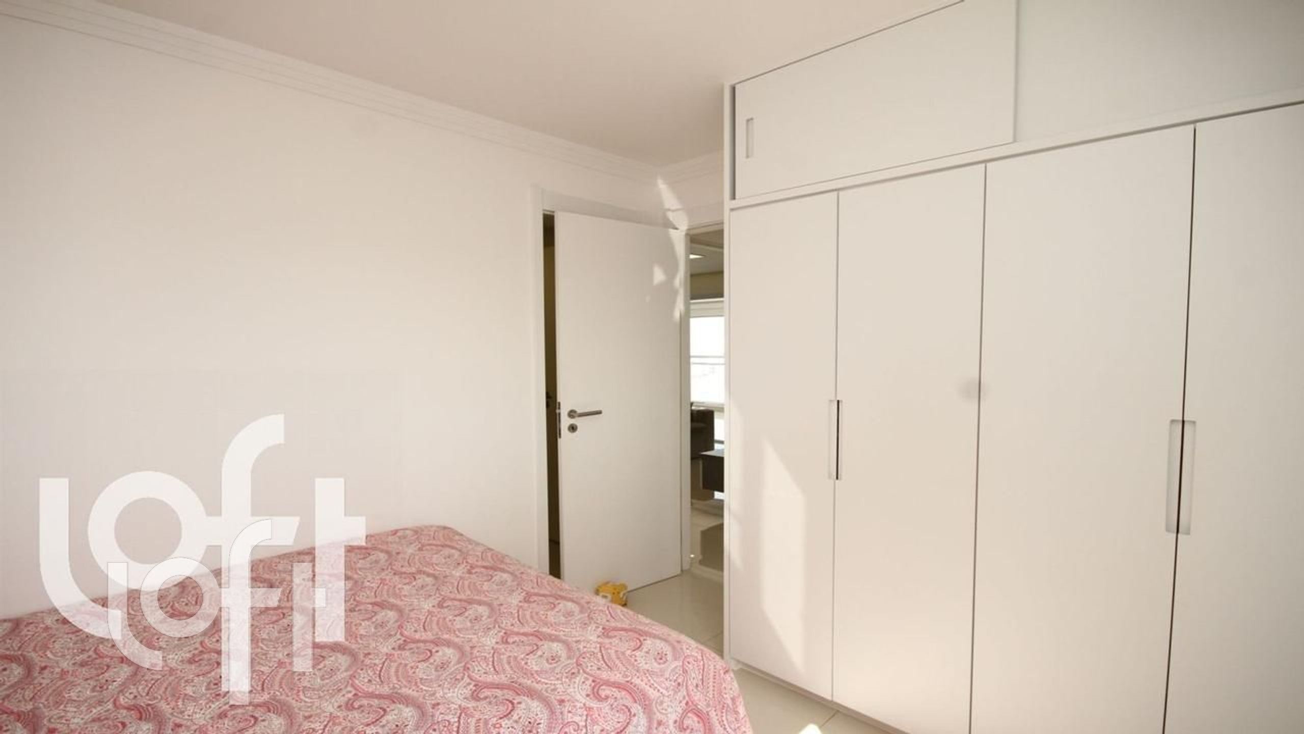 Apartamento à venda com 3 quartos, 130m² - Foto 6