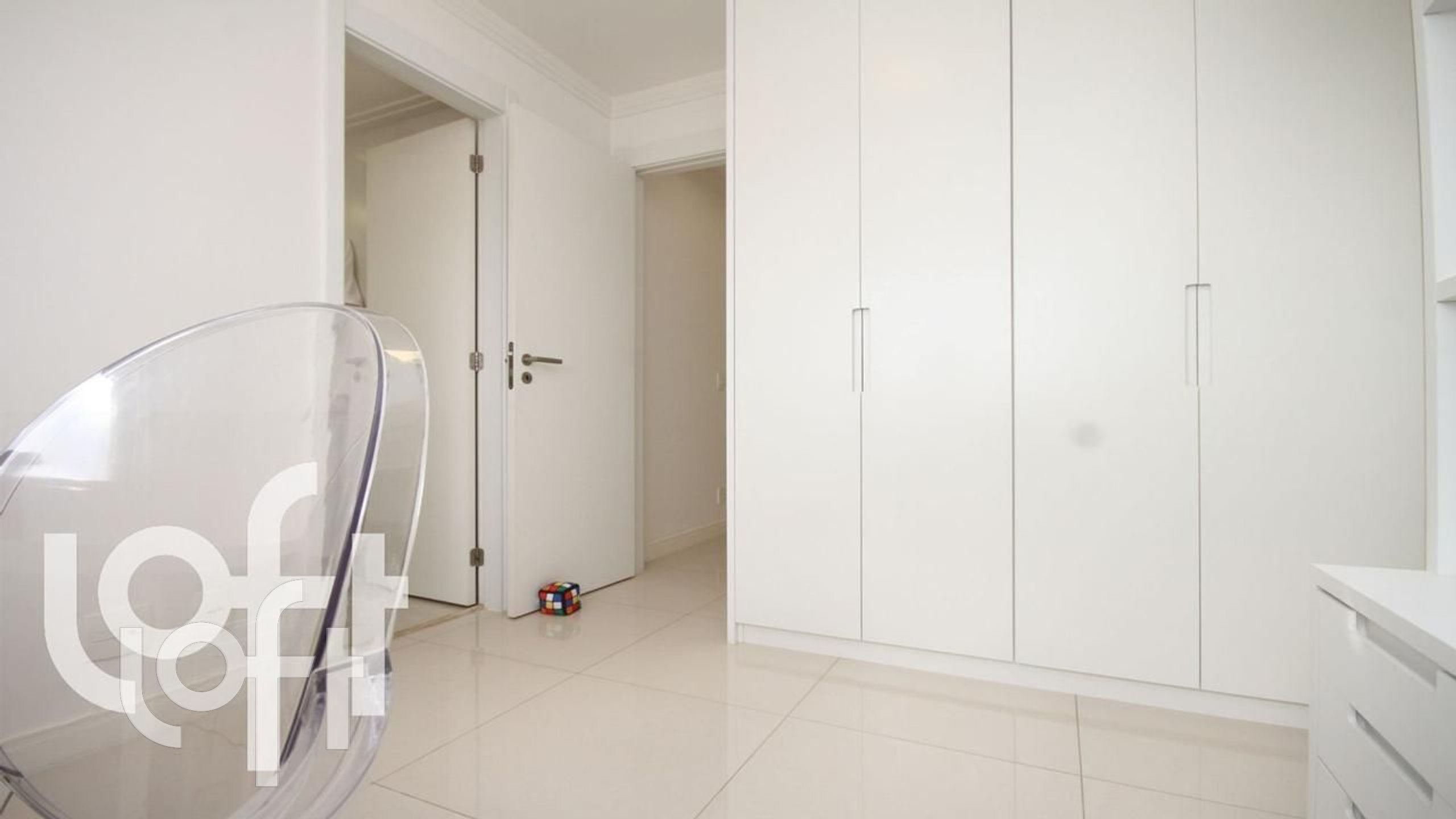 Apartamento à venda com 3 quartos, 130m² - Foto 11