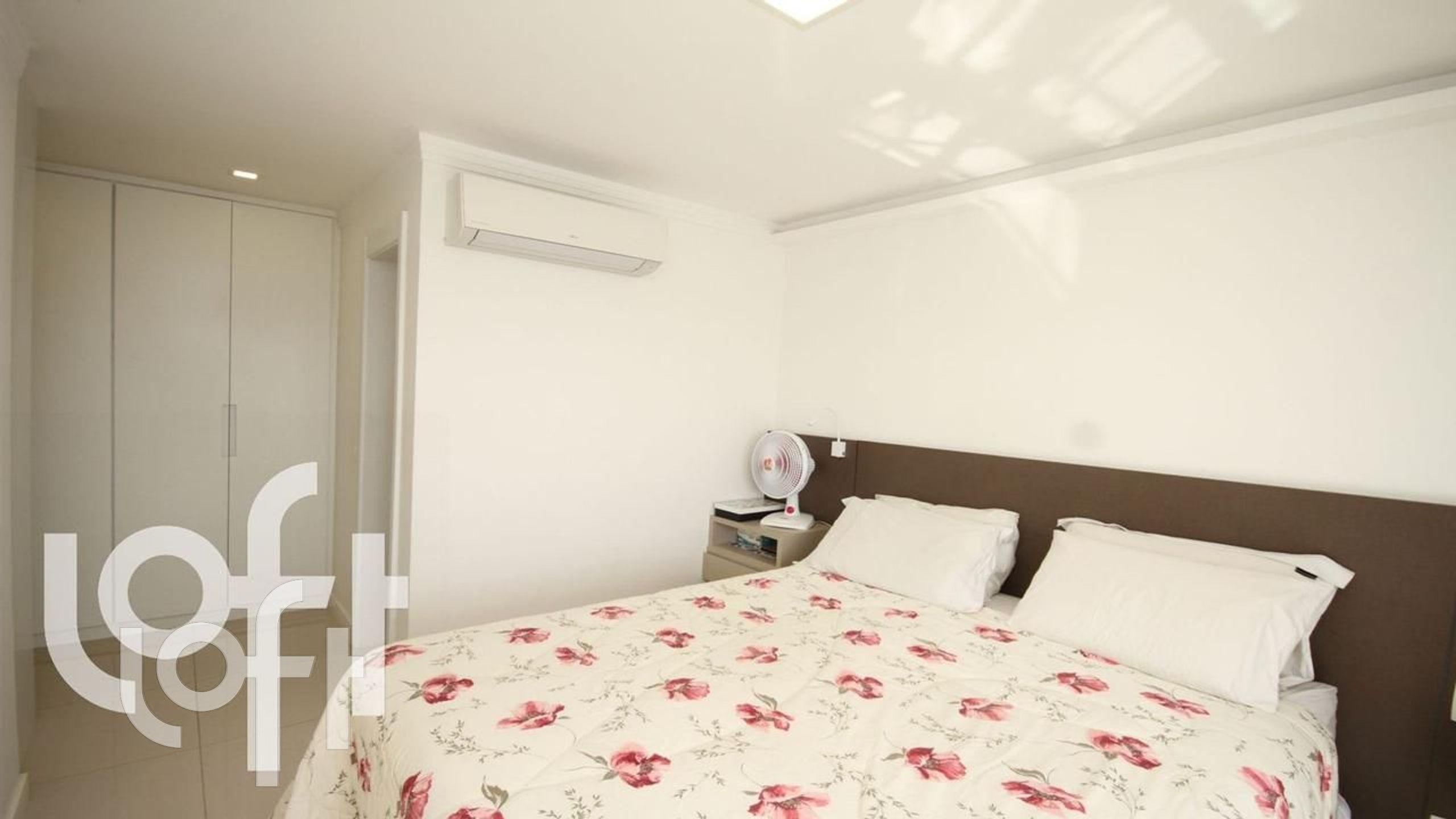 Apartamento à venda com 3 quartos, 130m² - Foto 8