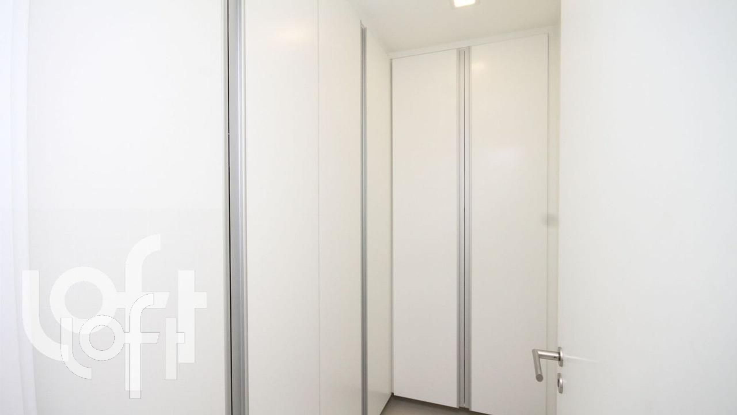 Apartamento à venda com 3 quartos, 130m² - Foto 25