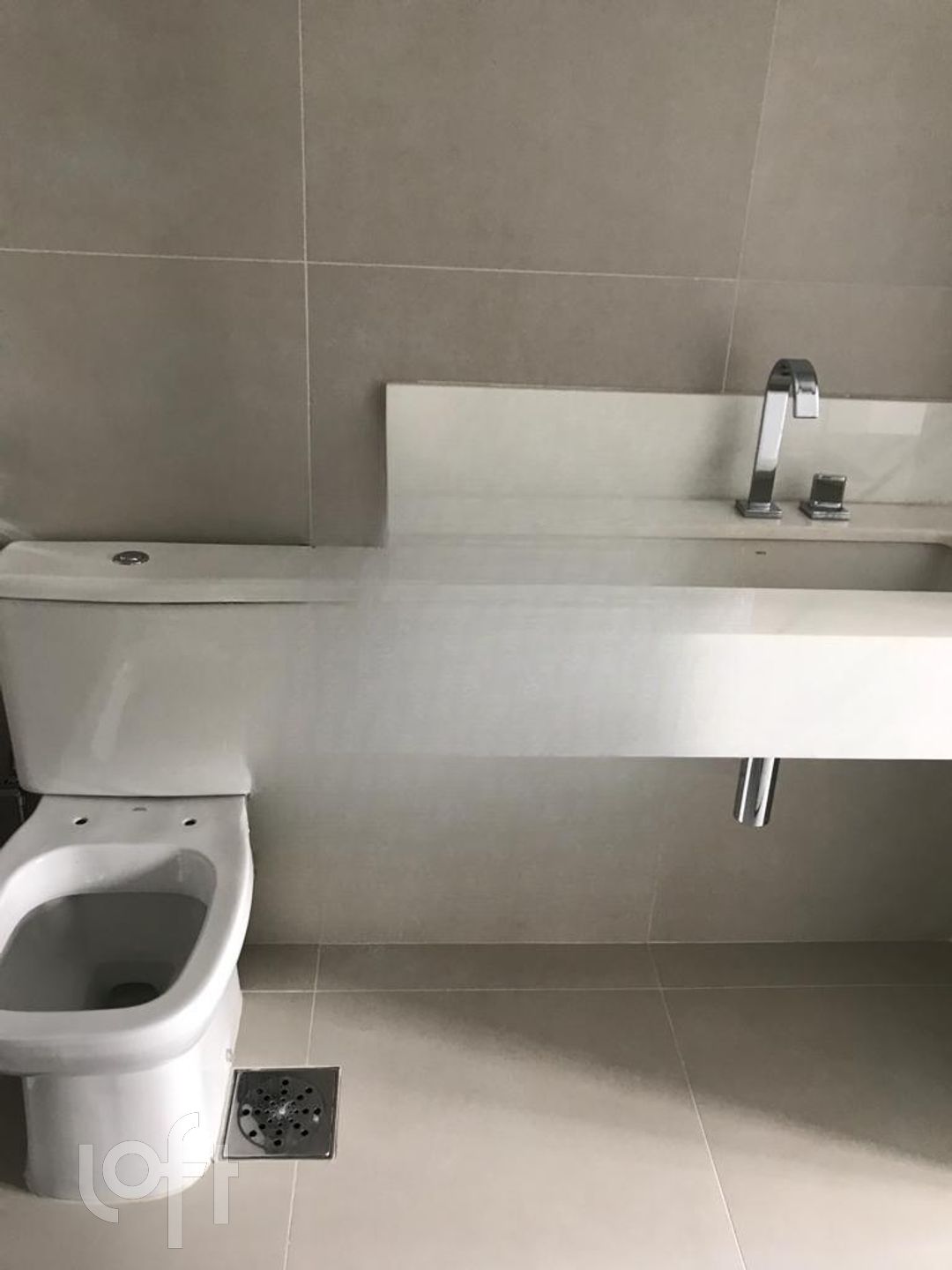 Apartamento à venda com 2 quartos, 185m² - Foto 2