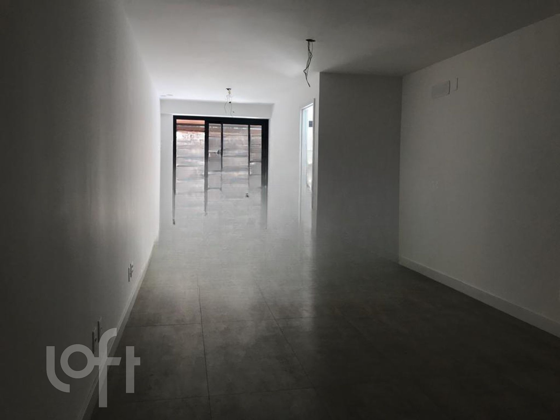 Apartamento à venda com 2 quartos, 185m² - Foto 1