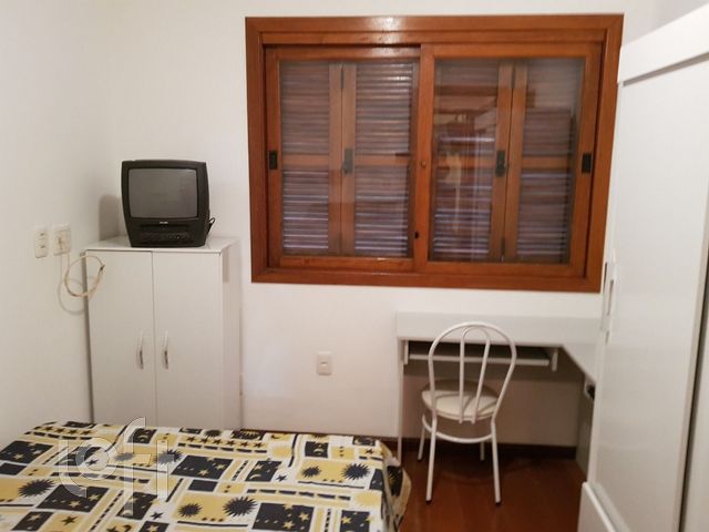 Apartamento com 55m², 2 dormitórios, 1 vaga, Santa Cecília em Porto Alegre
