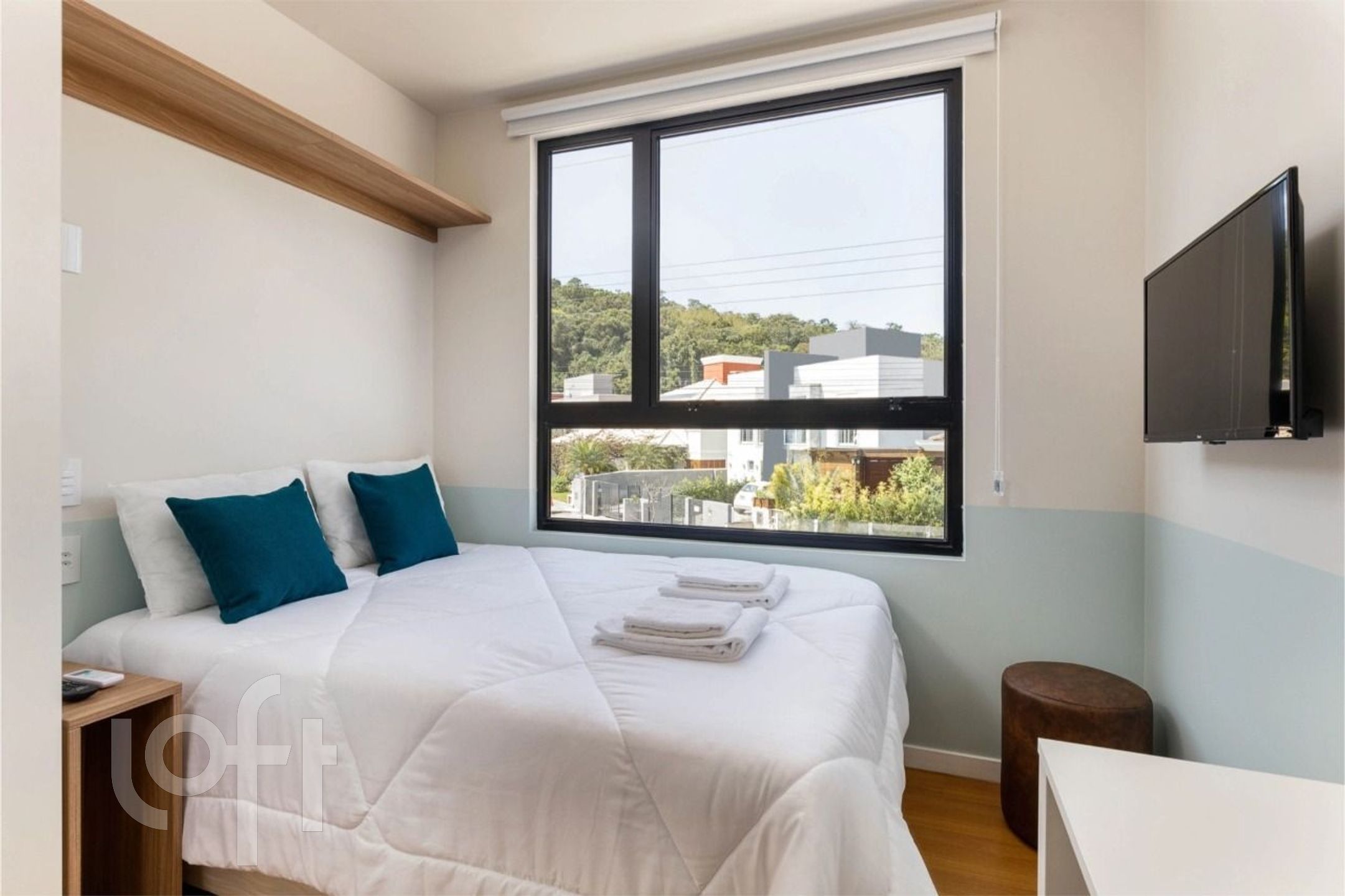 Apartamento à venda em Cachoeira do bom Jesus com 15 m², 1 quarto
