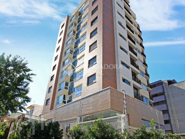 Apartamento com 68m², 2 dormitórios, 1 suíte, 2 vagas, Petrópolis em Porto Alegre