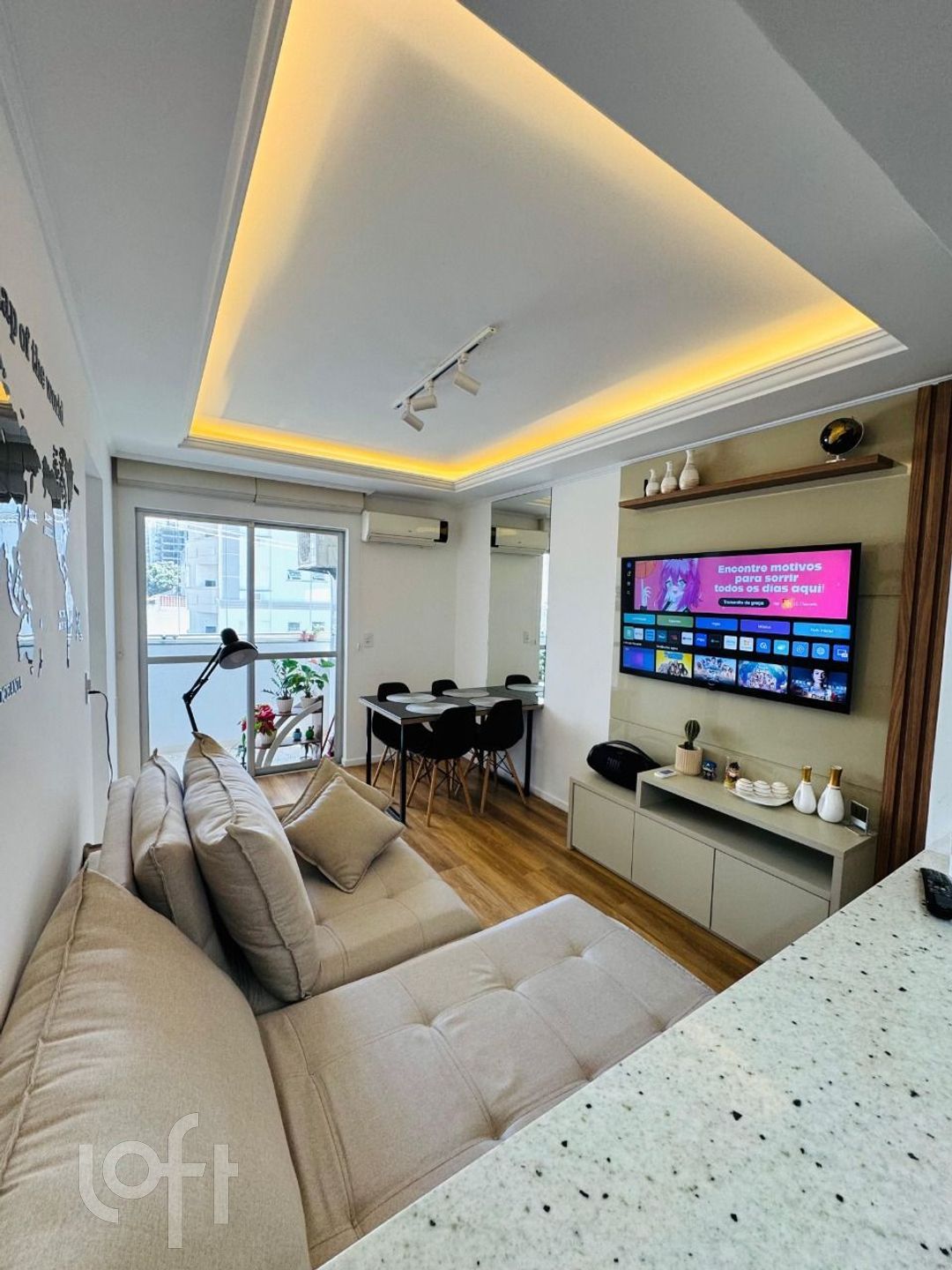Apartamento de 2 dormitórios,  semi-mobiliado, em Barreiros, São José SC