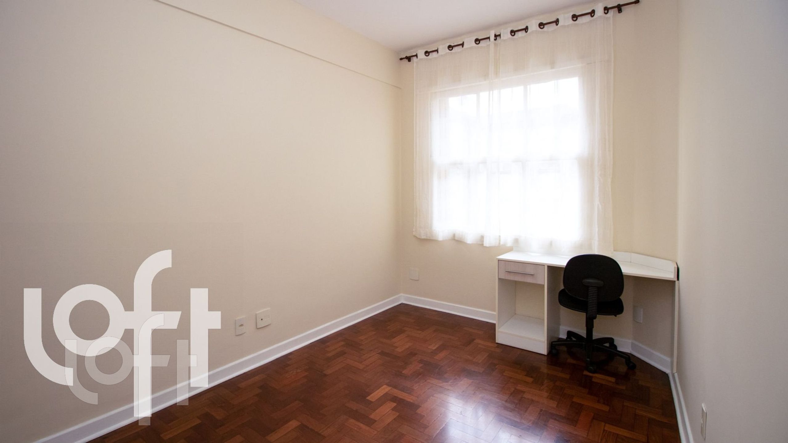 Apartamento à venda com 2 quartos, 67m² - Foto 2