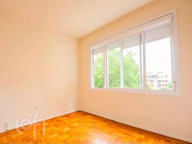 Apartamento com 122m², 3 dormitórios, 2 vagas, Rio Branco em Porto Alegre
