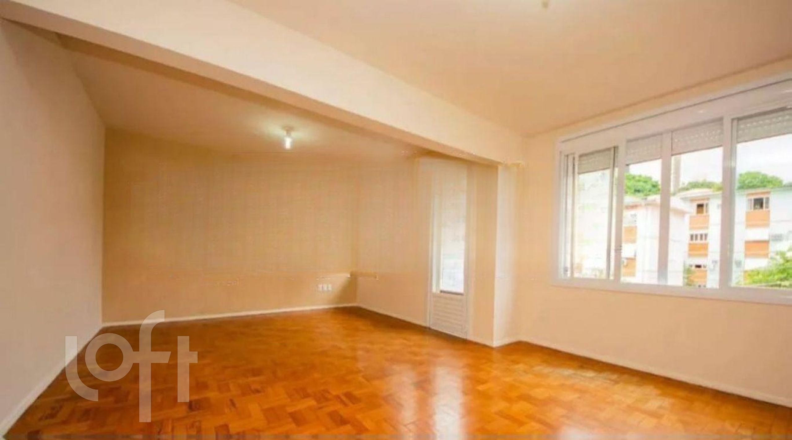 Apartamento com 122m², 3 dormitórios, 2 vagas, Rio Branco em Porto Alegre