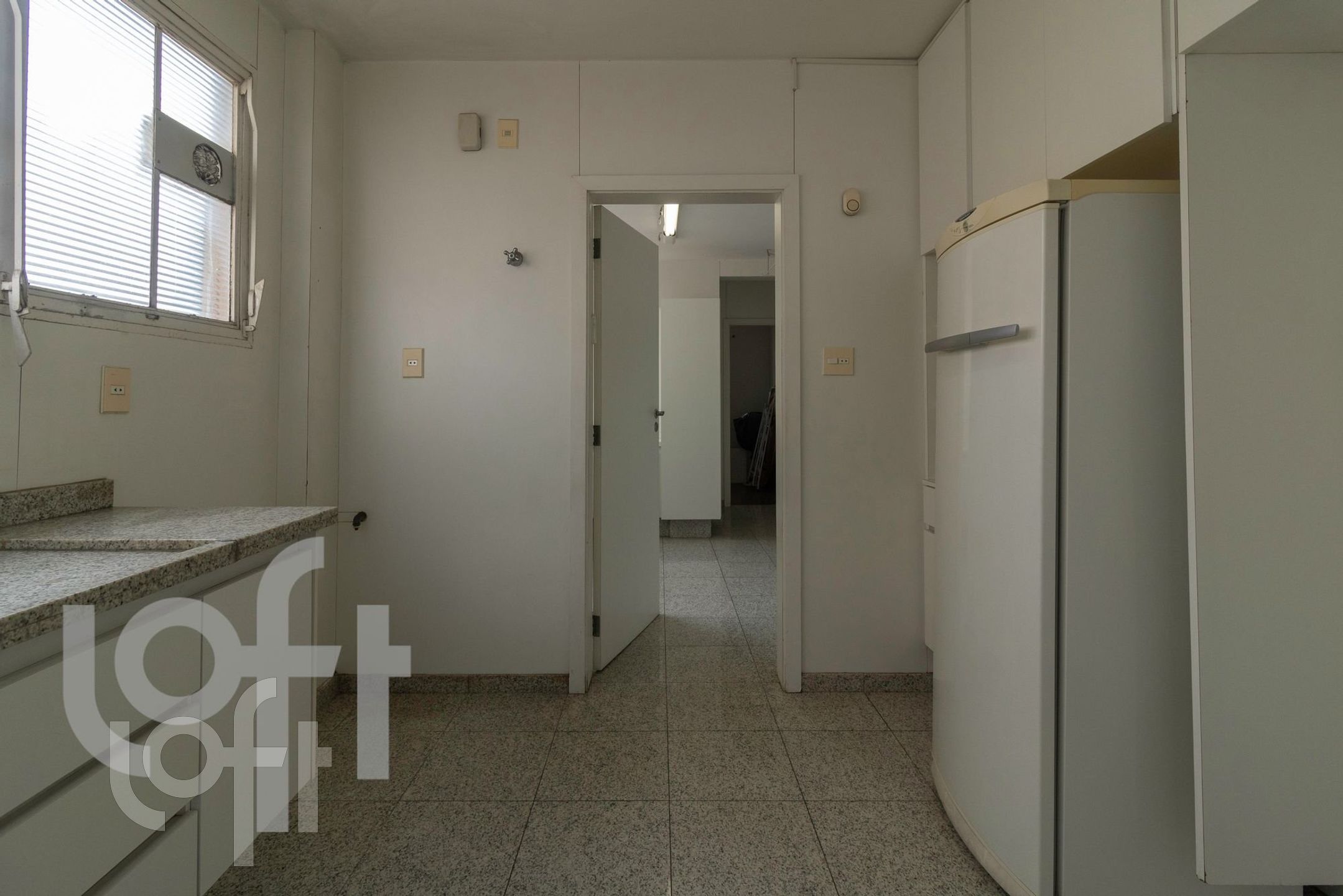 Apartamento à venda com 3 quartos, 250m² - Foto 22