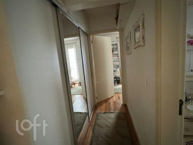 Apartamento com 96m², 2 dormitórios, 1 suíte, 1 vaga, Higienópolis em Porto Alegre