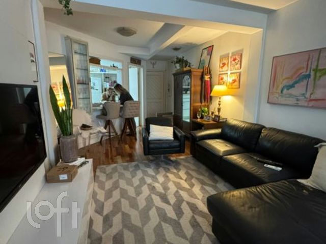 Apartamento com 96m², 2 dormitórios, 1 suíte, 1 vaga, Higienópolis em Porto Alegre