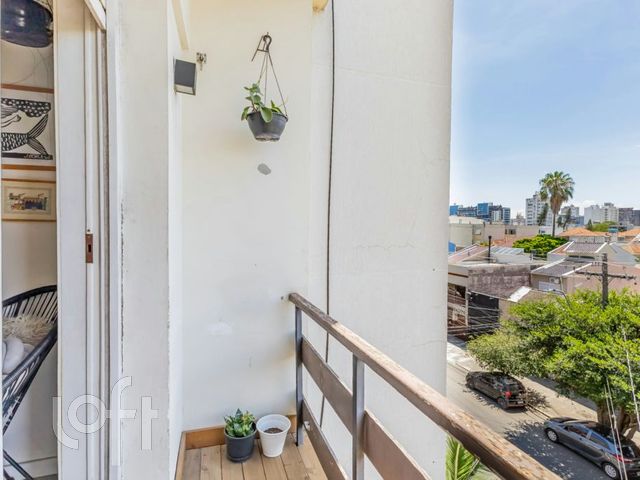 Apartamento com 65m², 2 dormitórios, 1 suíte, Cidade Baixa em Porto Alegre