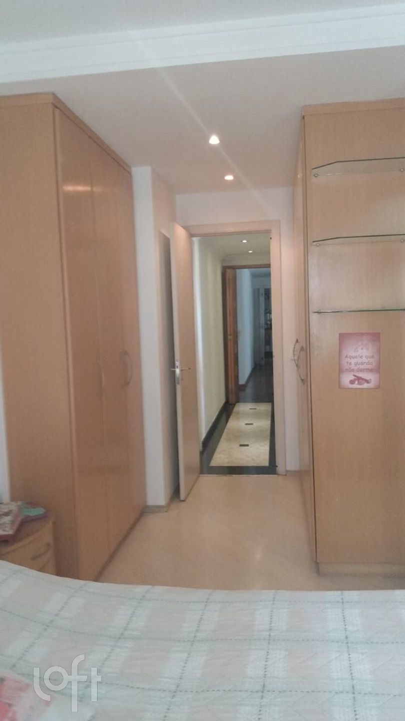 Apartamento à venda com 4 quartos, 94m² - Foto 18