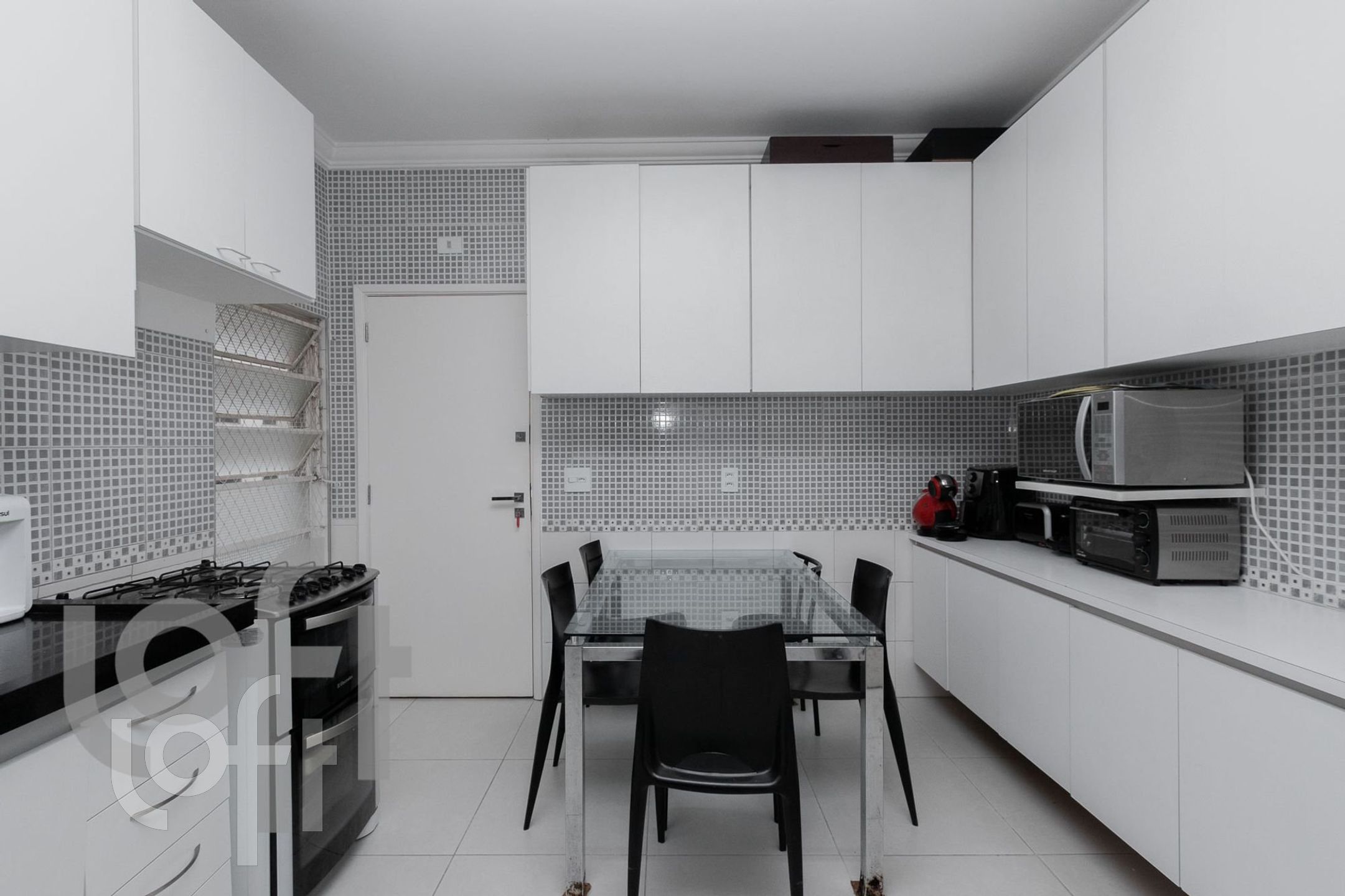 Apartamento à venda com 3 quartos, 145m² - Foto 25