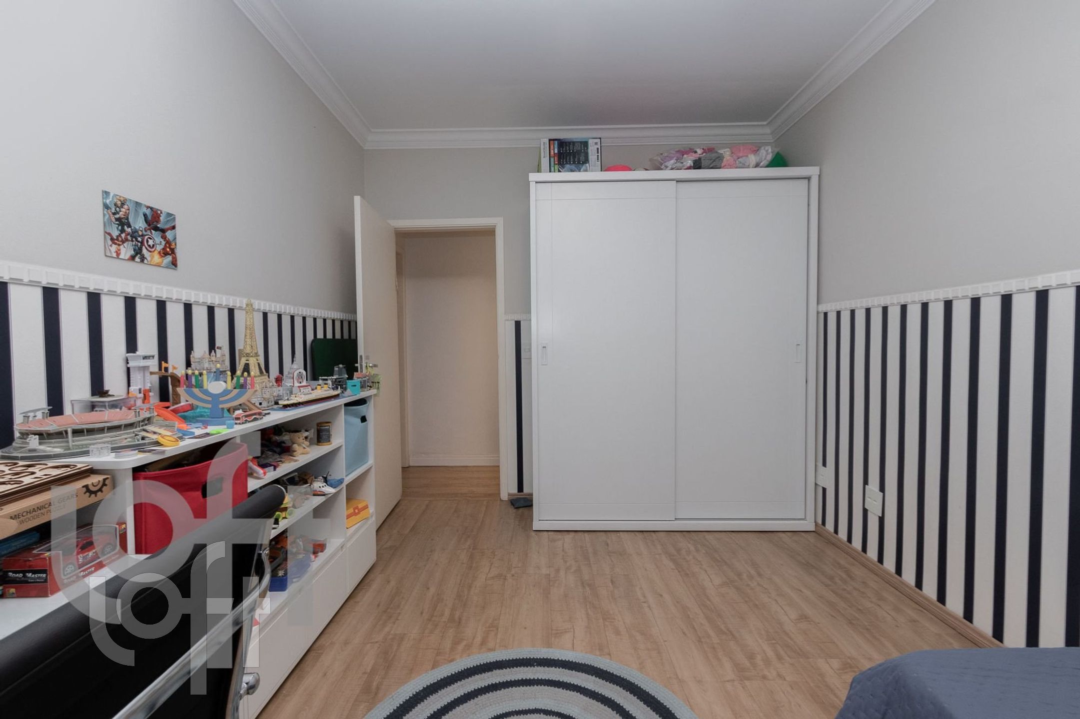 Apartamento à venda com 3 quartos, 145m² - Foto 7