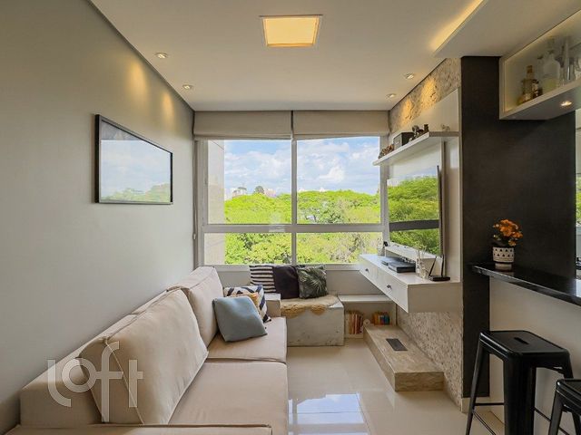 Apartamento com 47m², 1 dormitório, 1 vaga, Vila Ipiranga em Porto Alegre