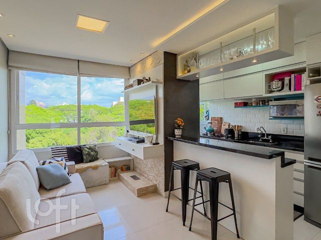 Apartamento com 47m², 1 dormitório, 1 vaga, Vila Ipiranga em Porto Alegre