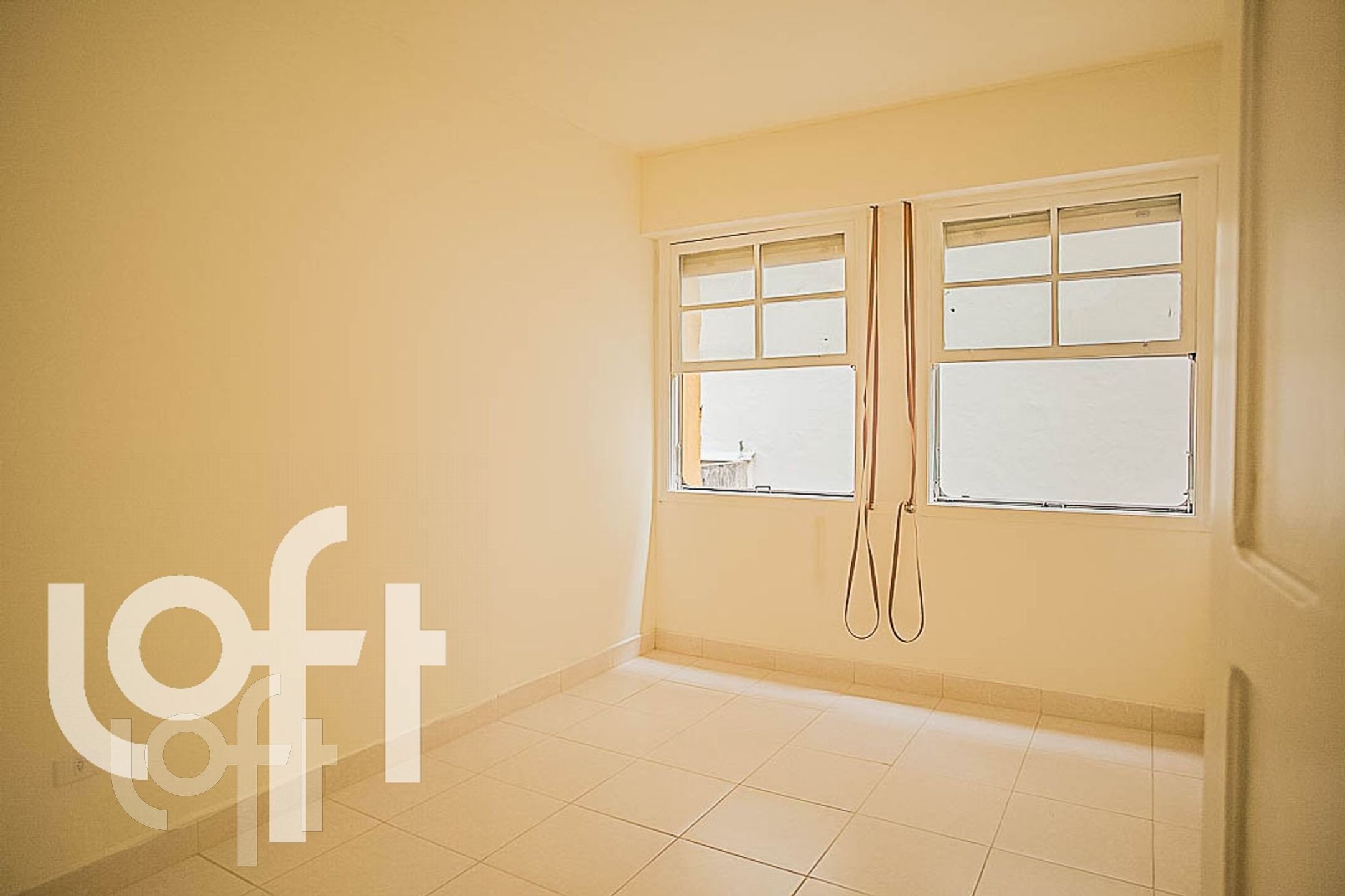 Apartamento à venda com 1 quarto, 54m² - Foto 2