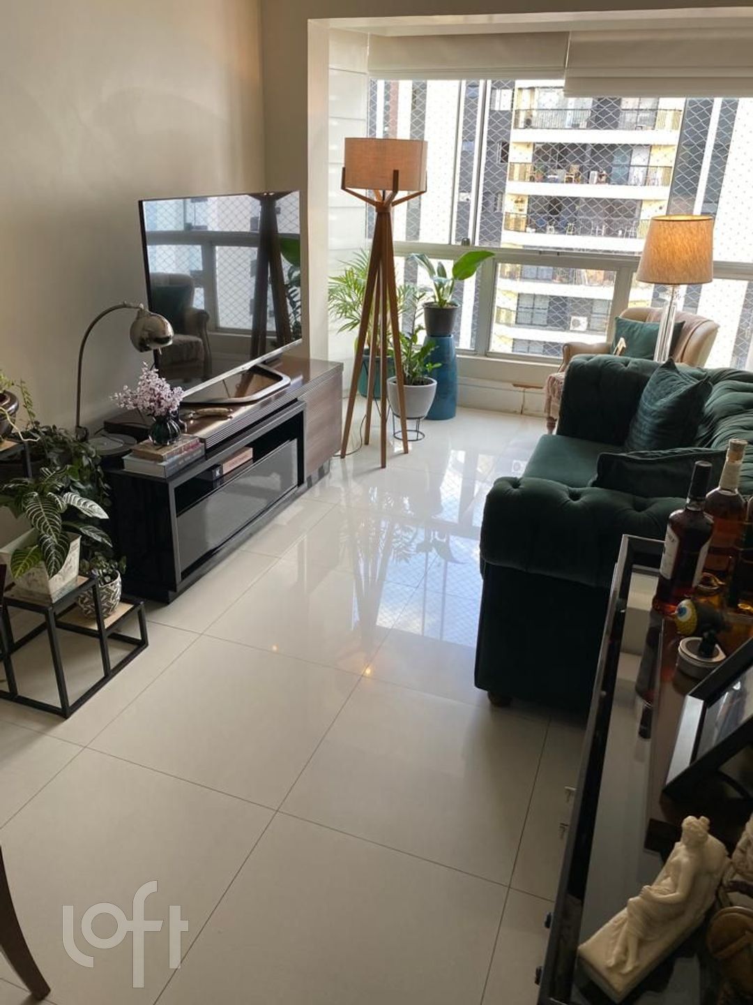 Apartamento à venda com 2 quartos, 139m² - Foto 2