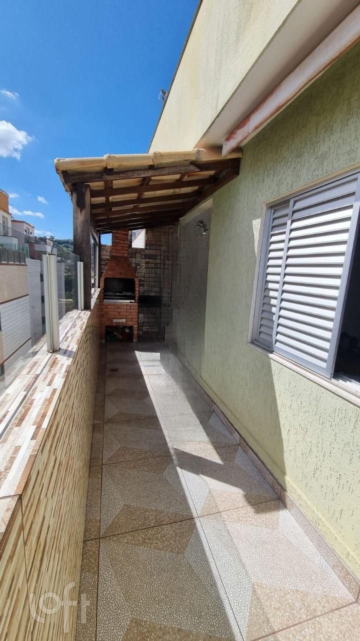 Apartamento à venda com 3 quartos, 140m² - Foto 5