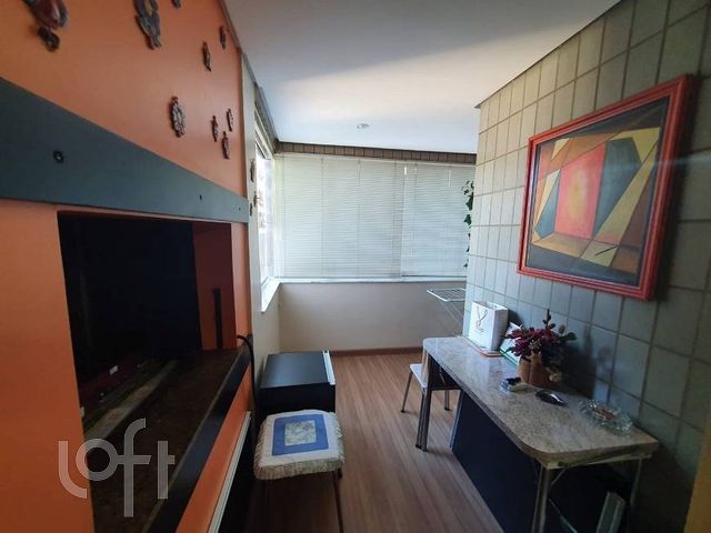Apartamento com 93m², 2 dormitórios, 1 vaga, Santana em Porto Alegre