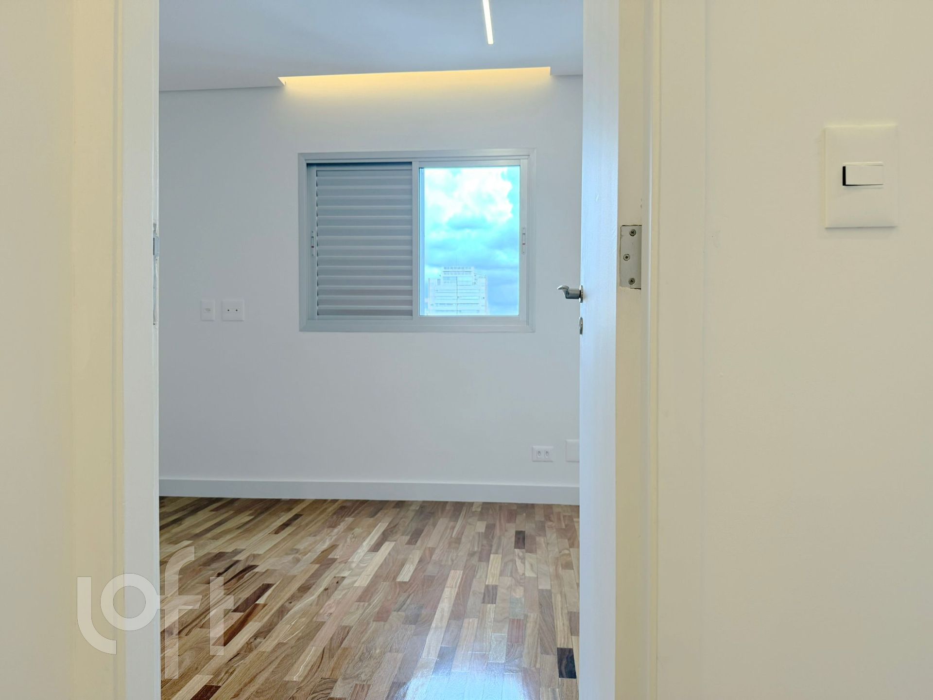 Apartamento à venda com 3 quartos, 243m² - Foto 30